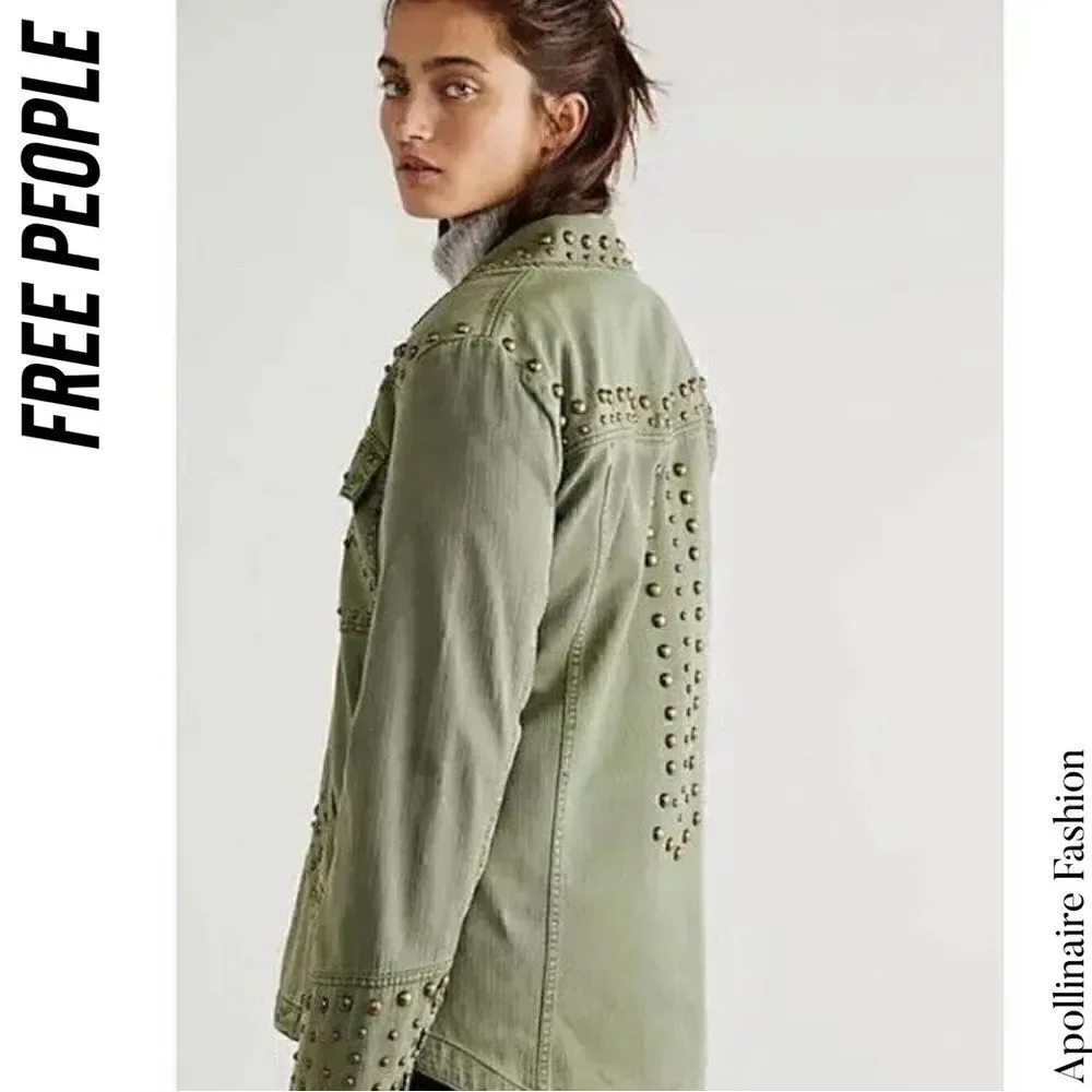 WE THE FREE ROCK AND STARS JACKET IN MILITARY GREEN XS NWT